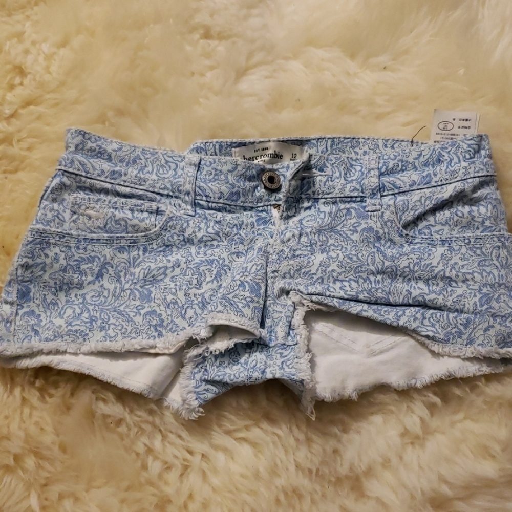 Abercrombie Kids shorts